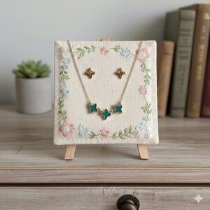 Teal Necklace & Earrings Set